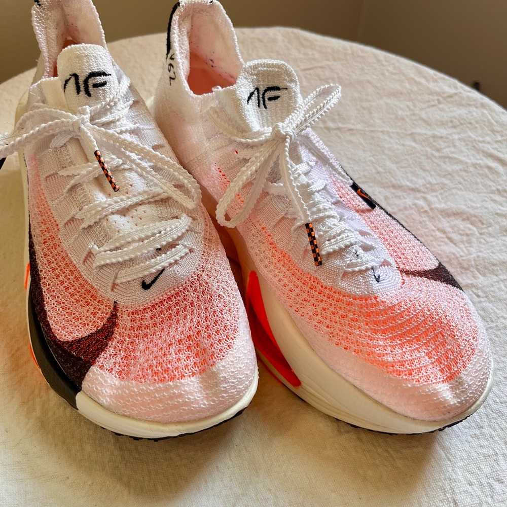 Nike Air Zoom Alphafly NEXT% 2 Racing Shoes White/Black/Crimson – Women’s 7
